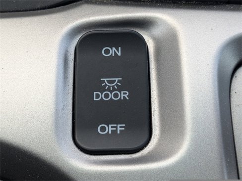 Used 2010 Honda Odyssey LX image 30