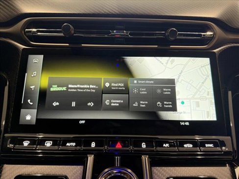 New 2025 Aston Martin V8 Vantage Coupe image 15