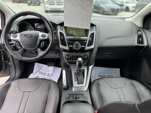 Used 2013 Ford Focus Titanium w/ Titanium Handling Pkg image 9