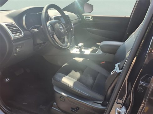 Used 2015 Jeep Grand Cherokee Altitude image 13