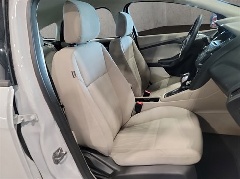 Used 2015 Ford Focus SE image 20