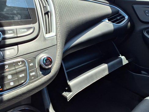 Used 2023 Chevrolet Malibu LT image 8