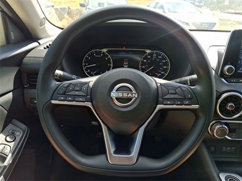 New 2025 Nissan Sentra SV w/ Trunk Package image 9