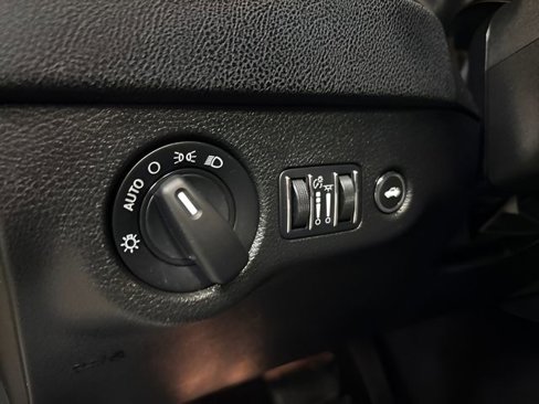 Used 2023 Dodge Charger SXT image 30
