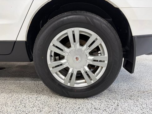 Used 2015 Cadillac SRX Luxury w/ Driver Awareness Package image 13