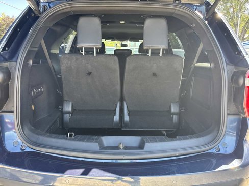 Used 2017 Ford Explorer Limited image 7