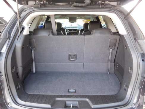 Used 2015 Chevrolet Traverse LT image 7