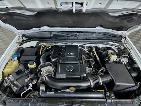 Used 2016 Nissan Frontier SV image 29