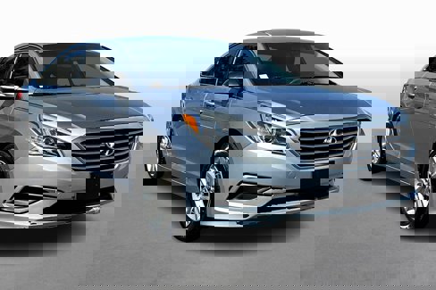 Used 2016 Hyundai Sonata SE image 9