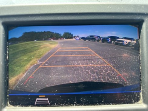 Used 2020 Chevrolet Equinox LS w/ LS Convenience Package image 28