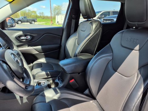 Used 2022 Jeep Cherokee Limited w/ Elite Package image 14