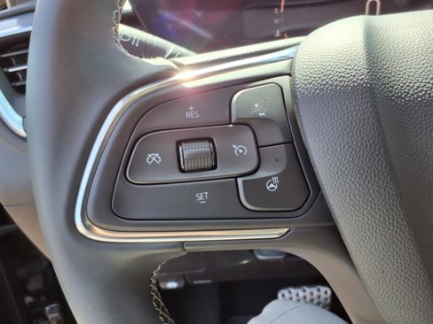Used 2024 Buick Encore GX Avenir w/ Avenir Technology Package image 40