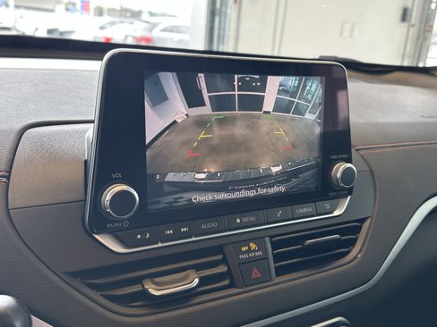 Used 2022 Nissan Altima 2.5 SR image 12