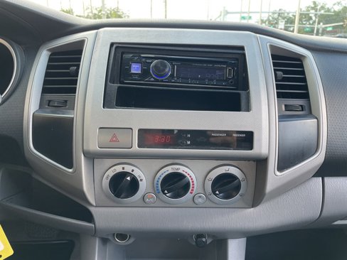 Used 2008 Toyota Tacoma PreRunner image 27