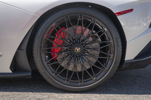 Used 2019 Lamborghini Aventador S image 17