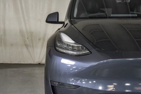 Used 2020 Tesla Model Y Long Range image 33