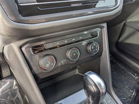 Certified 2021 Volkswagen Tiguan S image 22