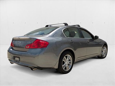 Used 2013 INFINITI G37 x image 5