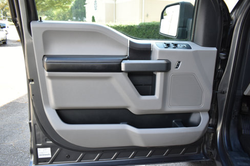 Used 2015 Ford F150 XLT image 32