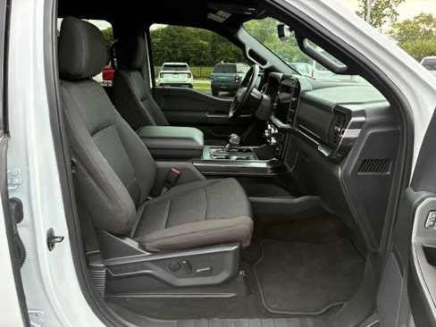 Used 2022 Ford F150 XLT w/ Equipment Group 302A High image 16