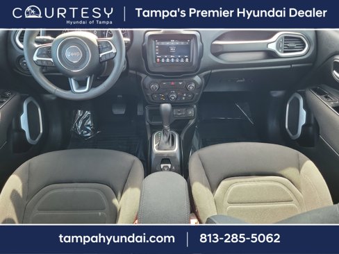 Used 2018 Jeep Renegade Latitude image 13