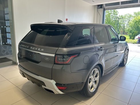 Used 2018 Land Rover Range Rover Sport HSE image 16