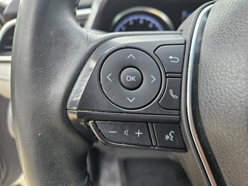 Used 2018 Toyota Camry SE image 27