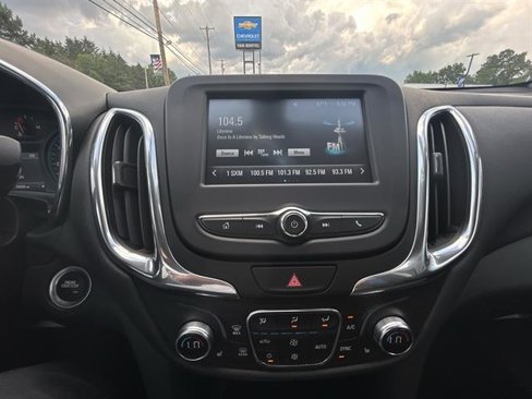 Certified 2018 Chevrolet Equinox LT image 13