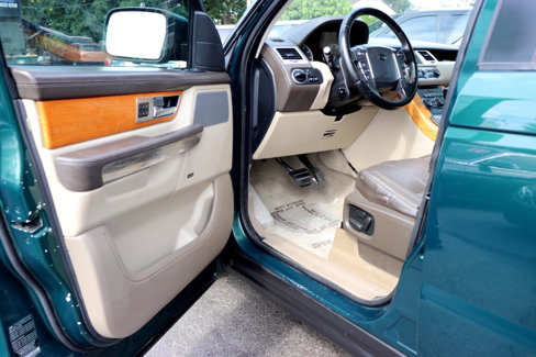 Used 2012 Land Rover Range Rover Sport HSE LUX image 10