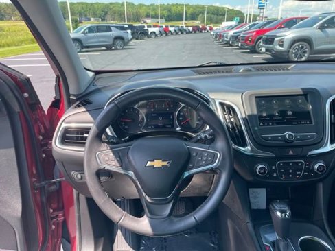 Used 2019 Chevrolet Equinox LT image 18