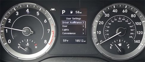 Used 2022 Hyundai Venue Limited image 21