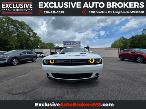 Used 2016 Dodge Challenger SXT w/ Sound Group image 3