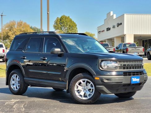 Used 2021 Ford Bronco Sport image 2