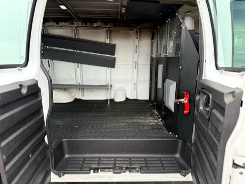 Used 2017 Chevrolet Express 2500 image 17