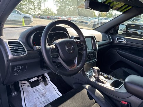 Used 2017 Jeep Grand Cherokee Altitude image 20