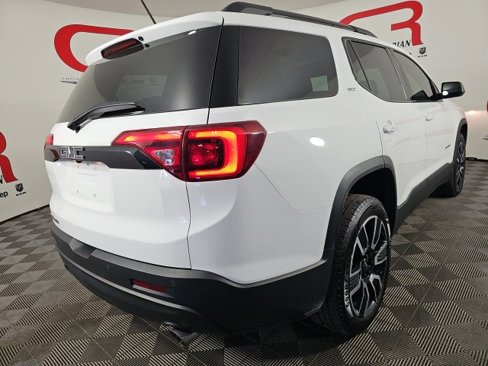Used 2019 GMC Acadia SLT w/ Black Edition image 7
