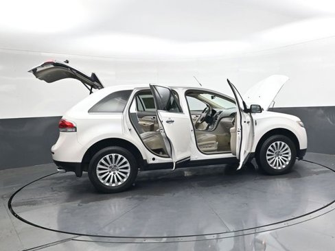 Used 2015 Lincoln MKX FWD image 32