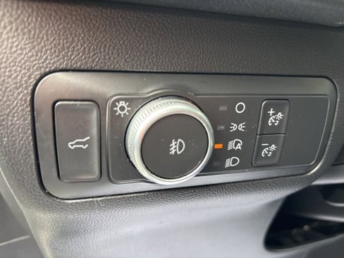 Used 2021 Ford Escape SEL image 17
