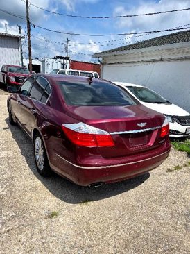 Used 2011 Hyundai Genesis 3.8 w/ Technology Pkg 4 image 9