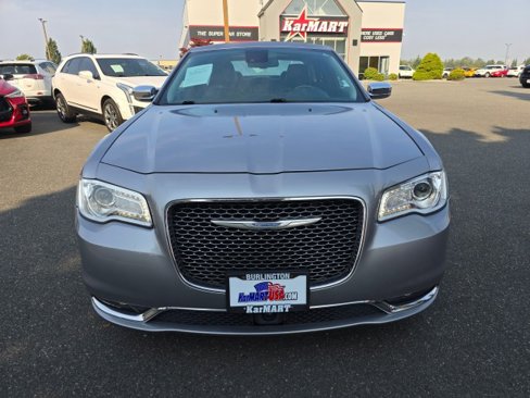 Used 2017 Chrysler 300 C w/ Safetytec Plus Group image 9