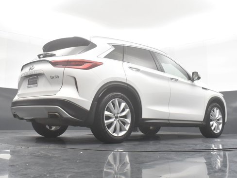 Used 2019 INFINITI QX50 Essential w/ Premium Heat Package image 31