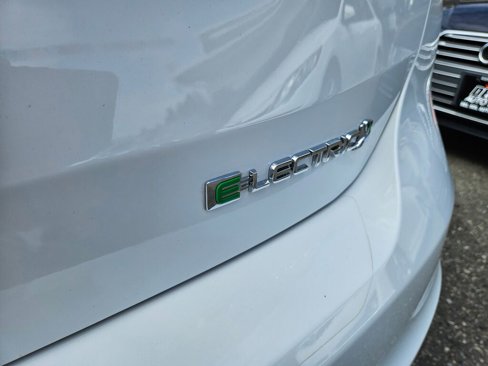 Used 2015 Ford Focus Electric Hatchback w/ Exterior Protection Package image 14
