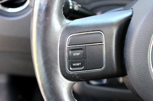 Used 2015 Jeep Patriot High Altitude image 19