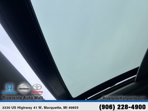Used 2021 GMC Terrain SLT w/ Infotainment Package II image 21