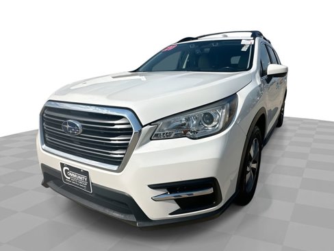 Used 2020 Subaru Ascent Premium w/ Convenience Package image 1