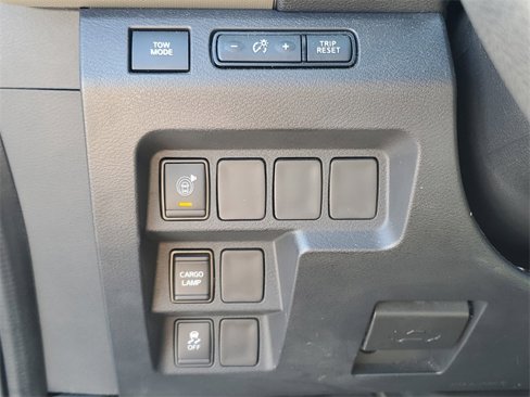 Used 2022 Nissan Frontier SV w/ Technology Package image 20