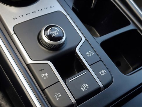 Certified 2021 Kia Sorento S image 28