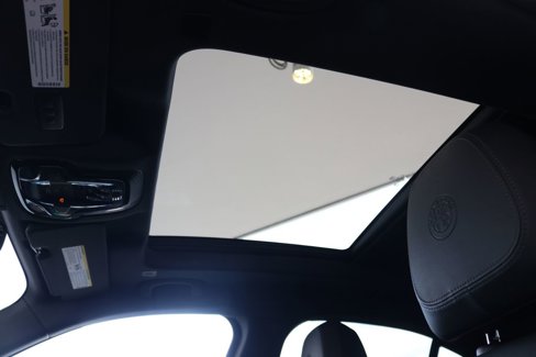 Used 2024 Alfa Romeo Stelvio Sprint image 36