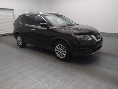 Used 2018 Nissan Rogue SV image 11