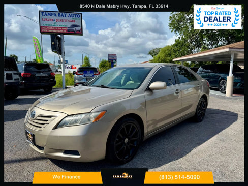 Used 2009 Toyota Camry LE image 1